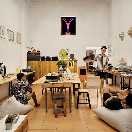 Youyen Hostel バンコク都 エクステリア 写真