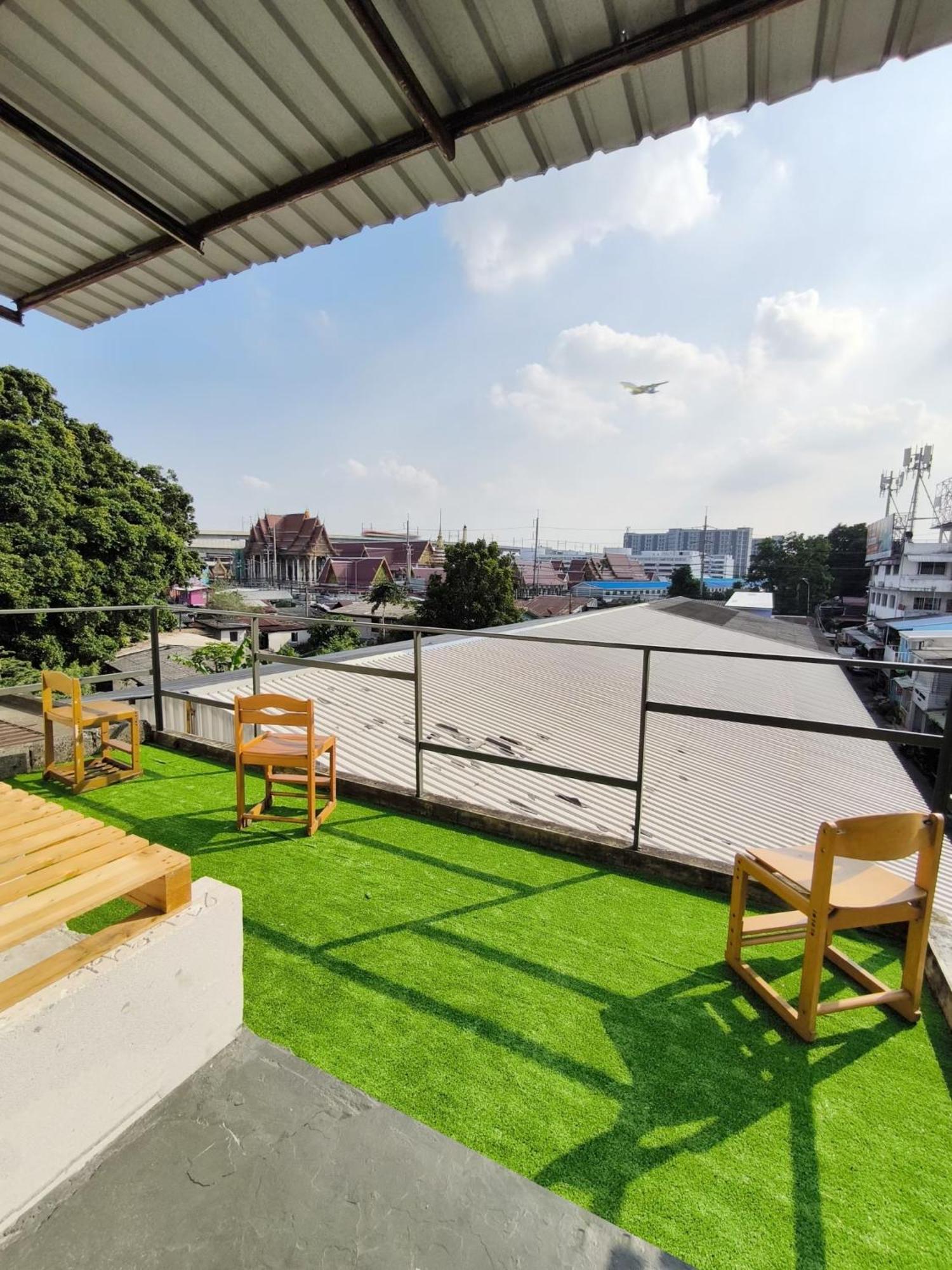 Youyen Hostel バンコク都 エクステリア 写真