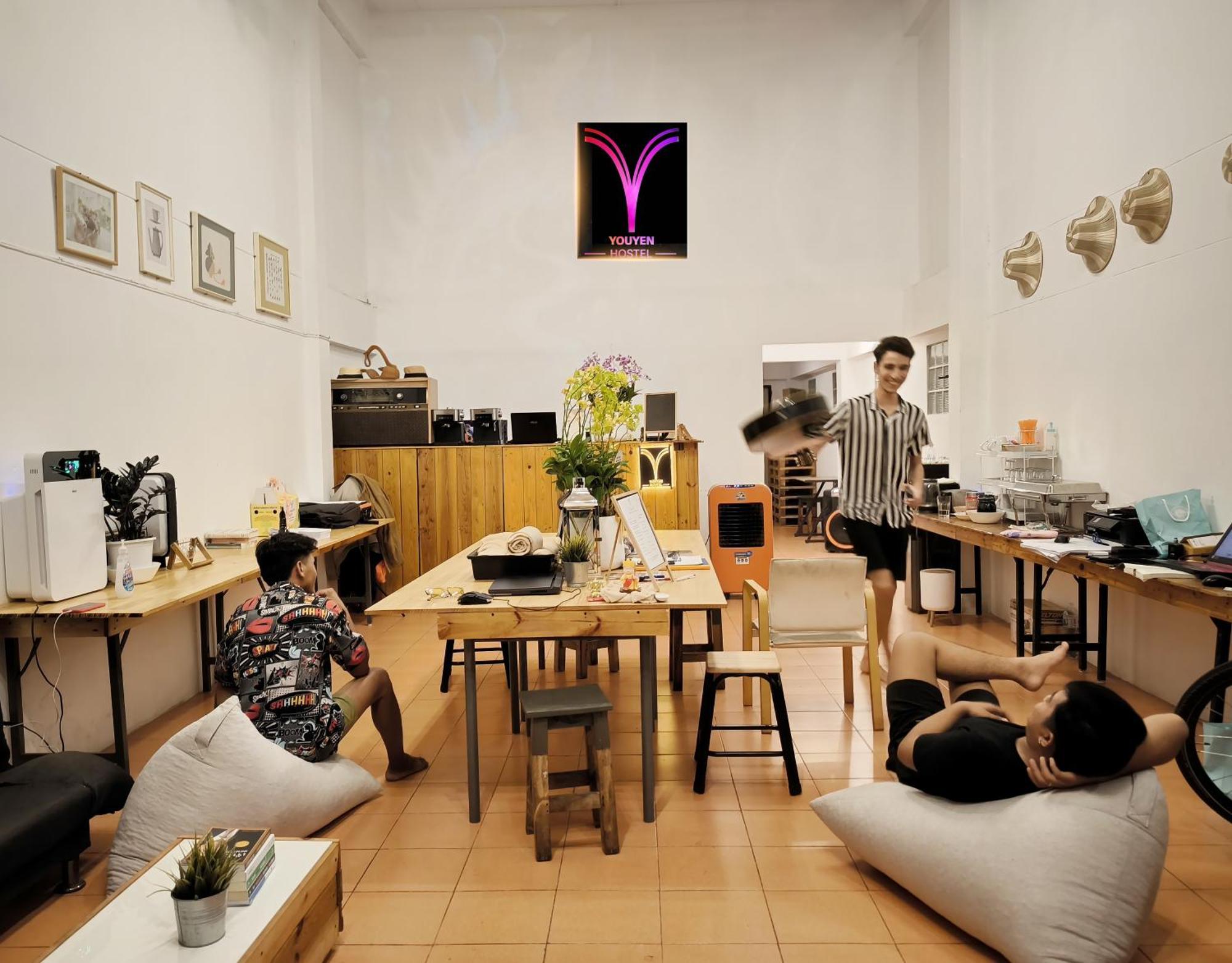 Youyen Hostel バンコク都 エクステリア 写真