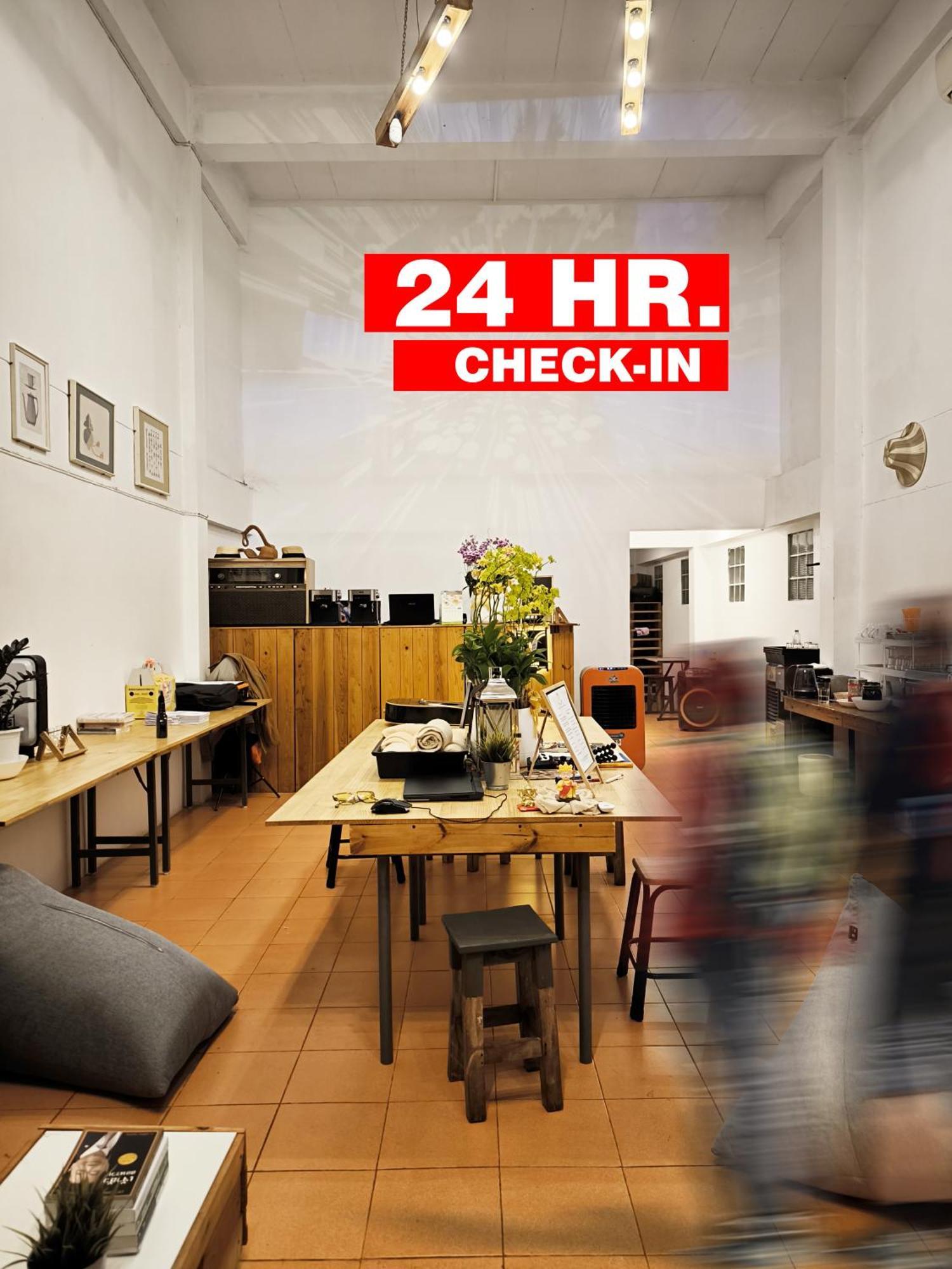 Youyen Hostel バンコク都 エクステリア 写真