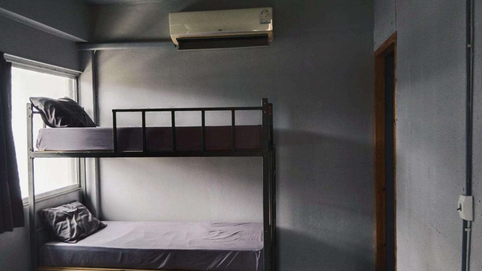 Youyen Hostel バンコク都 エクステリア 写真