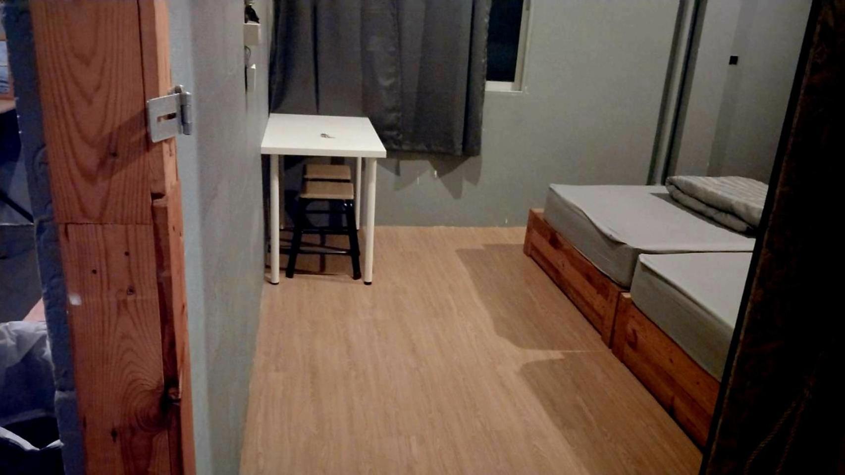 Youyen Hostel バンコク都 エクステリア 写真